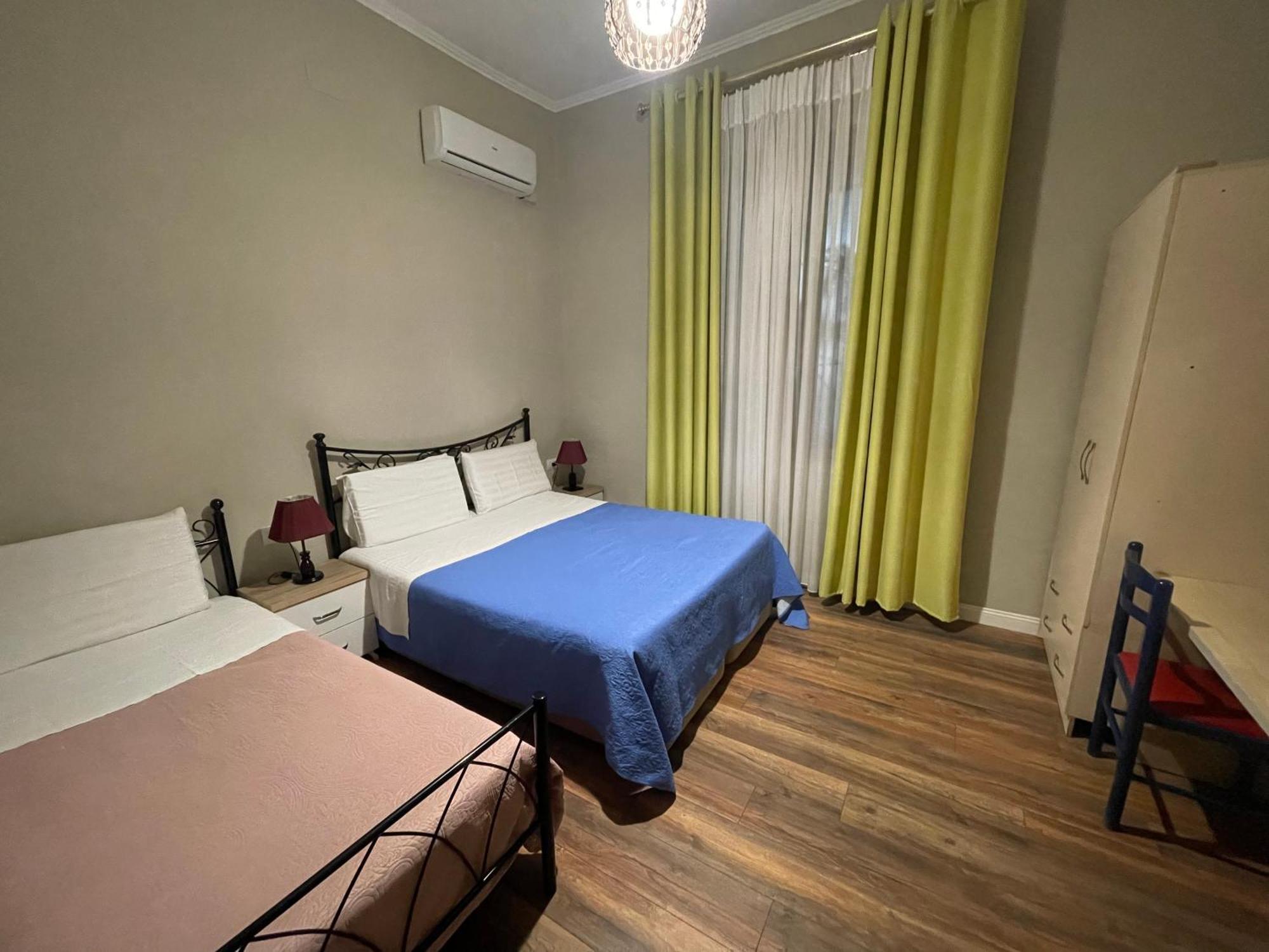 Hotel Vila 15 - Center Тирана Екстериор снимка
